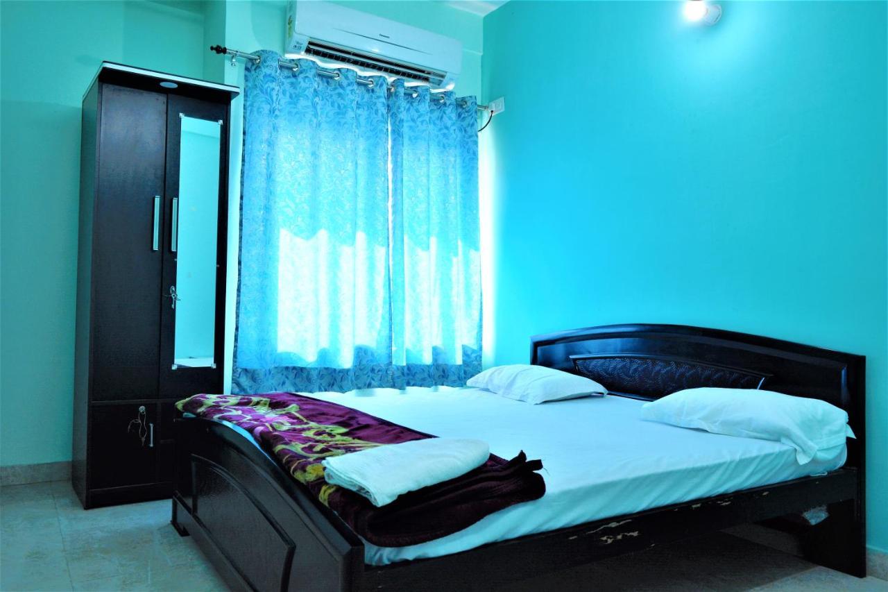 Pretty Garden View Apartment 3Bhk Furnished Flat Near Kashi Vishwanath Temple พาราณสี ภายนอก รูปภาพ